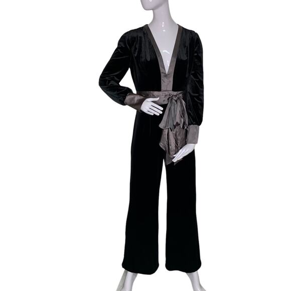 Kloth Velour Deep-V Jumpsuit Long Sleeve Wide Leg Black Size M - Picture 1 of 13